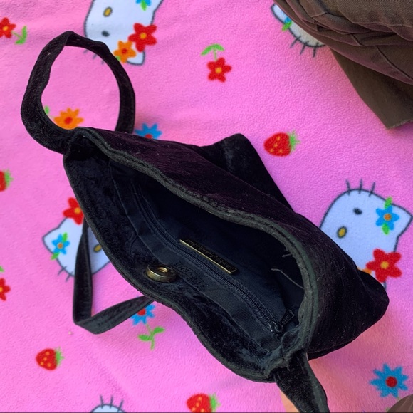 Valerie Stevens Black Velvet Shoulder Bag - Picture 2 of 4